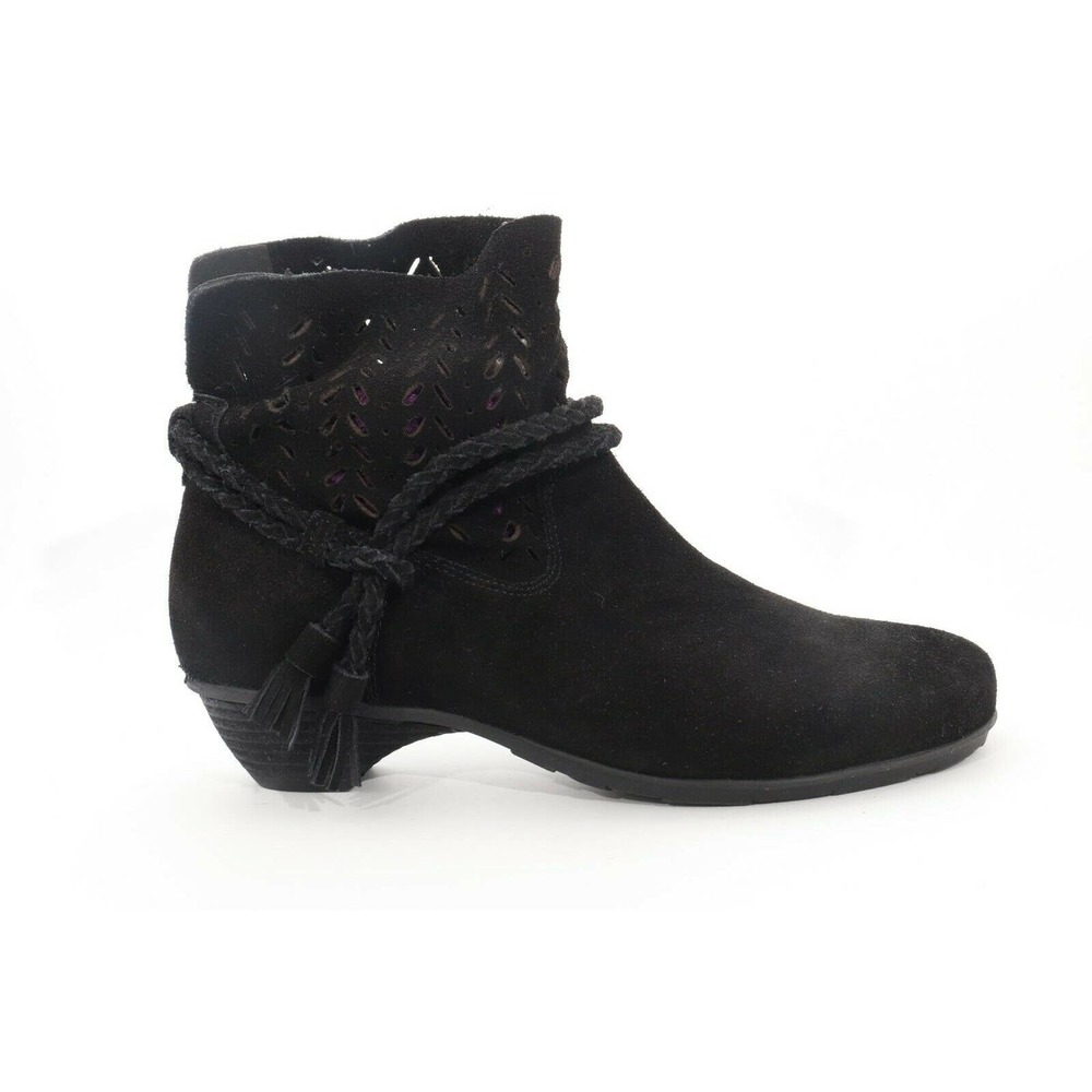 Abeo Nicole Black Boots 7 Left Boot,  8 Right 5915